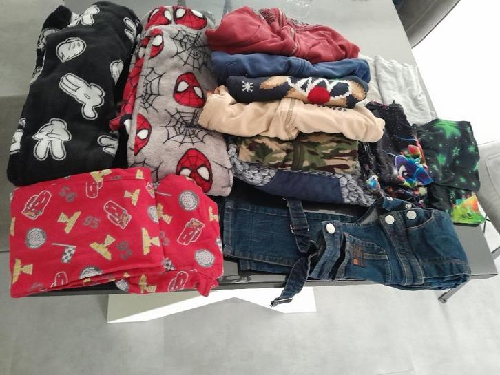 Kleren maat 110-122 (voor klein prijsje op te halen), Kinderen en Baby's, Kinderkleding | Kinder-kledingpakketten, Gebruikt, Maat 116