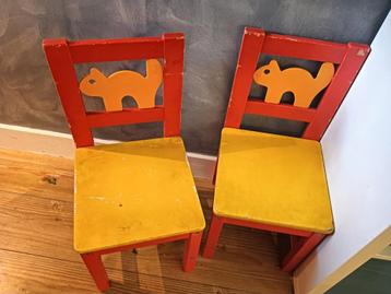 Leuke kinderstoeltjes met kat motief beschikbaar voor biedingen