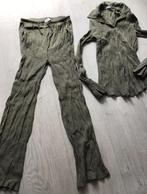 Groene broek met blouse Bershka, Maat 38/40 (M), Zo goed als nieuw, Lang, Groen