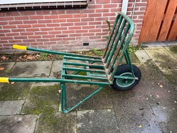 Gebruikte kruiwagen beschikbaar voor biedingen