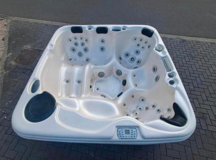 ‼️5 PERSOONS FAMILIE SPA ‼️, Tuin en Terras, Bubbelbaden en Hottubs, Filter, Ophalen of Verzenden