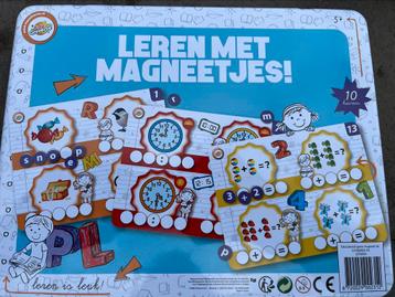 Kinderen (5+) leren spellen, rekenen en klok lezen