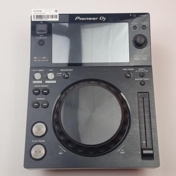 Pioneer DJ  XDJ-700 beschikbaar voor biedingen
