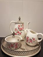 Te koop prachtige 3 delige set WEDGWOOD servies nieuwstaat!!, Ophalen of Verzenden, Zo goed als nieuw, Overige stijlen, Porselein