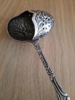 Verzilverde theezeef of suikerschep, Antiek en Kunst, Ophalen of Verzenden