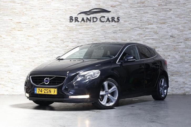 Volvo V40 1.6 T3 Momentum | CAMERA | NAVI | KEYLESS | NAP |, Auto's, Volvo, Bedrijf, Te koop, V40, ABS, Achteruitrijcamera, Airbags