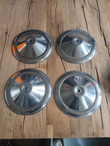Wieldoppen fiat 500 origineel 4 stuks oldtimer wielnaafdop beschikbaar voor biedingen