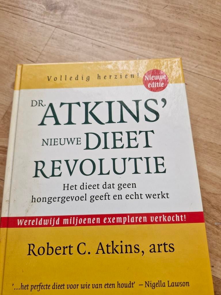 Dr. Atkins' Nieuwe Dieet Revolutie - Gezondheid en Voeding, Ophalen of Verzenden, Zo goed als nieuw, Dieet en Voeding, Robert C. Atkins