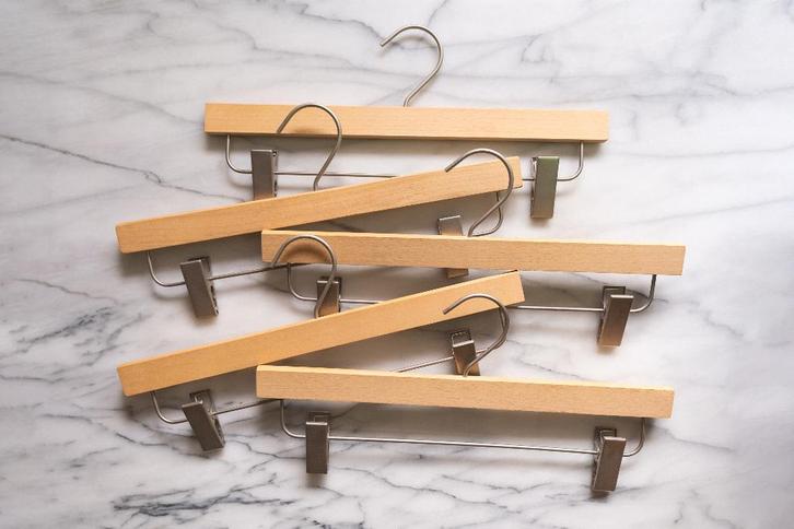 Van Laack Broekhangers/Rokhangers 5 Stuks, Kleding | Dames, Kledinghangers, Gebruikt, Hout, Volwassenen, Ophalen of Verzenden
