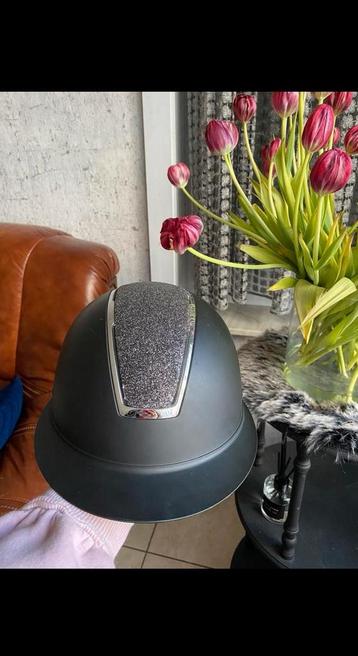 Harry’s horse cap beschikbaar voor biedingen