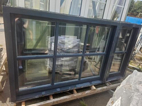 Partij houten kozijnen, Doe-het-zelf en Verbouw, Kozijnen en Schuifpuien, Gebruikt, Raamkozijn, Hout, Ophalen