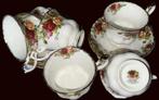Royal Albert 4 kop en schotels OLD COUNTRY ROSES fine bone, Antiek en Kunst, Ophalen