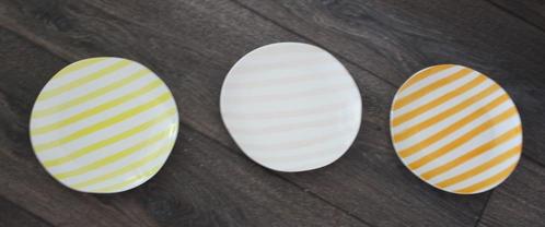 set van 3  ontbijt gestreepte borden, Huis en Inrichting, Keuken | Servies, Zo goed als nieuw, Bord(en), Overige stijlen, Ophalen of Verzenden