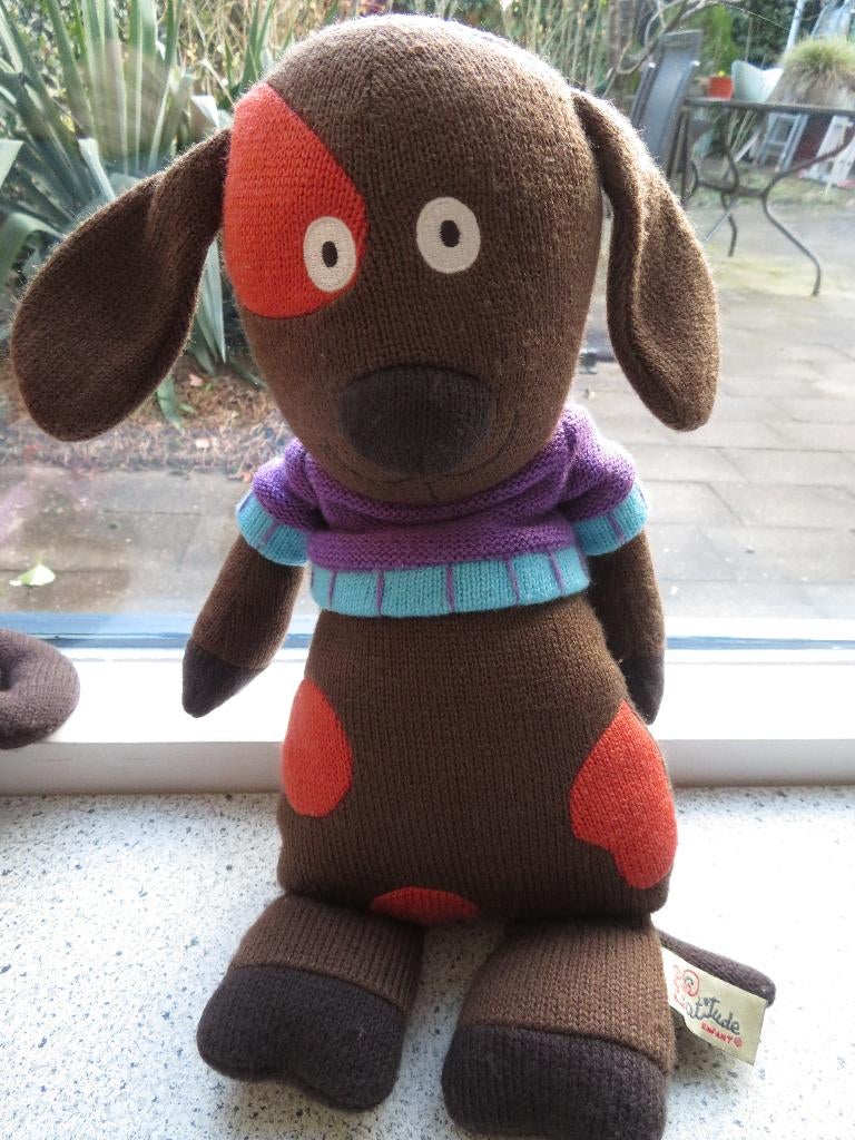 Hond bruin gebreid + gekleurde accenten merk Latitude enfant, Ophalen of Verzenden, Zo goed als nieuw, Hond