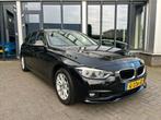 BMW 3-serie Touring - 318i Corporate Lease High | Automaat, Auto's, BMW, Automaat, 1465 kg, Zwart, Leder