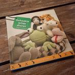 Boek Wilde dieren haken, Ophalen of Verzenden, Zo goed als nieuw, Breien en Haken