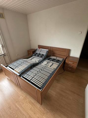 Elektisch verstelbaar bed beschikbaar voor biedingen