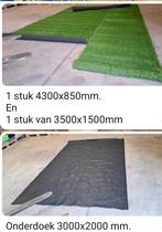 Zeer mooi en natuurlijk lijkend kunstgras, 2 nieuwe stukken., Ophalen, Nieuw, Minder dan 10 m²