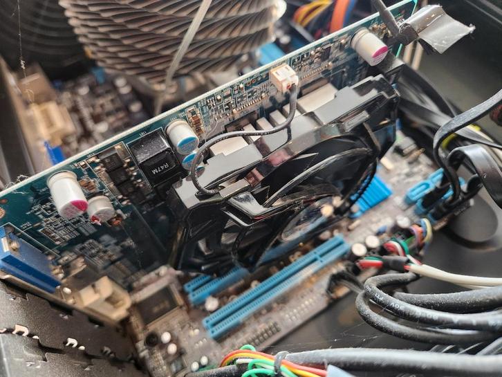 Set Videokaart, voeding, moederbord, 4g ram AMD Athlon II, Computers en Software, Computerbehuizingen, Gebruikt, Ophalen of Verzenden