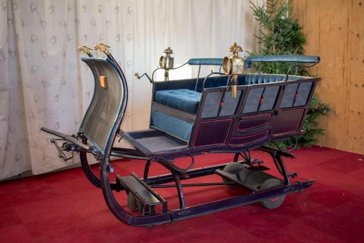 Arrenslee 4 personen op wielen of ter decoratie, Dieren en Toebehoren, Rijtuigen en Koetsen, Zo goed als nieuw, Overige typen