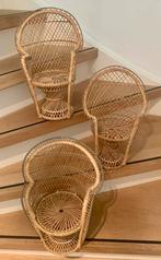 3x Rotan poppenstoeltjes pauwmodel, Ophalen, Zo goed als nieuw