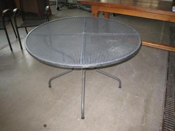 Tuintafel rond, metaal, Hoog 71, diameter 105 beschikbaar voor biedingen