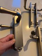 Deurbeslag rvs 4 sets, Doe-het-zelf en Verbouw, Hang- en Sluitwerk, Ophalen, Zo goed als nieuw, Rvs, Klink of Kruk
