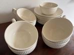 Royal Boch, Huis en Inrichting, Keuken | Servies, Ophalen of Verzenden, Zo goed als nieuw, Overige stijlen, Kop(pen) en/of Schotel(s)