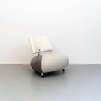 1x Leolux Pallone Elephant grijs/wit + voetenbank