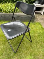 4 Zwarte Klapstoelen, Ophalen, Gebruikt, Zwart, Vier