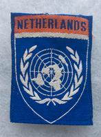 Mouwembleem UN, Ophalen of Verzenden, Landmacht, Nederland, Embleem of Badge