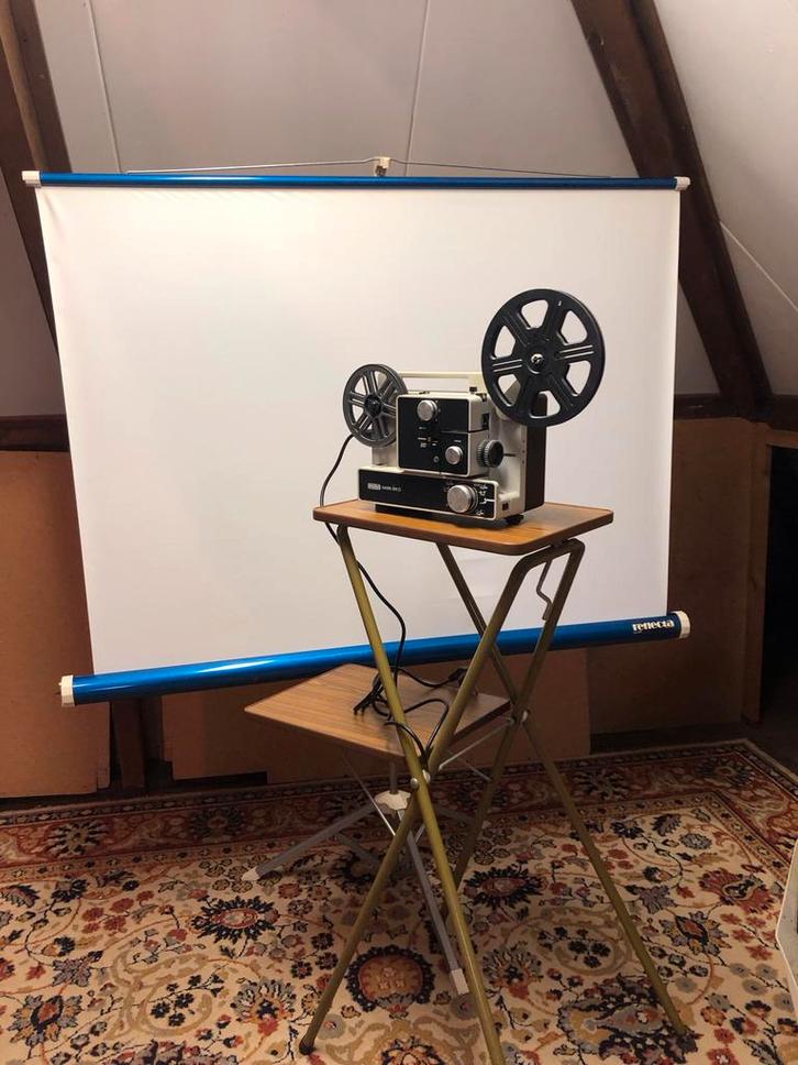 Revue Mark 610 D Diaprojector met Scherm en tafel, Audio, Tv en Foto, Diaprojectors, Gebruikt, Met scherm, Ophalen