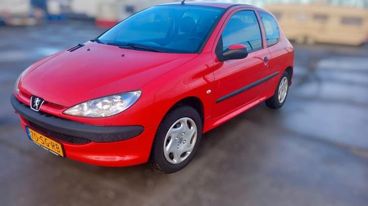 Peugeot 206 1.4 3D 2005 Rood, Auto's, Peugeot, Bedrijf, ABS, Airbags, Centrale vergrendeling, Elektrische ramen, Radio, Startonderbreker