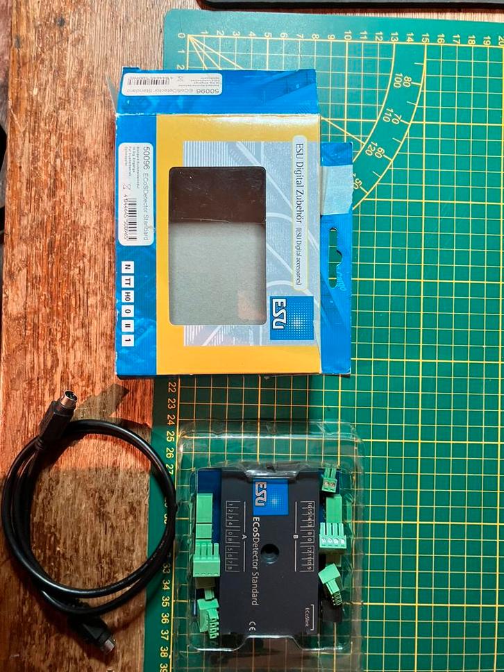 ESU 50096 ECoSDetector terugmeldmodule met ECoSlink kabel., Hobby en Vrije tijd, Modeltreinen | H0, Nieuw, Transformator of Voeding