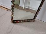 spiegel in grote lijst, met schelpen decoraties., Huis en Inrichting, Woonaccessoires | Spiegels, Ophalen, Minder dan 50 cm, Zo goed als nieuw