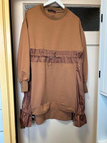 Bruine Trui Jurk beschikbaar voor biedingen