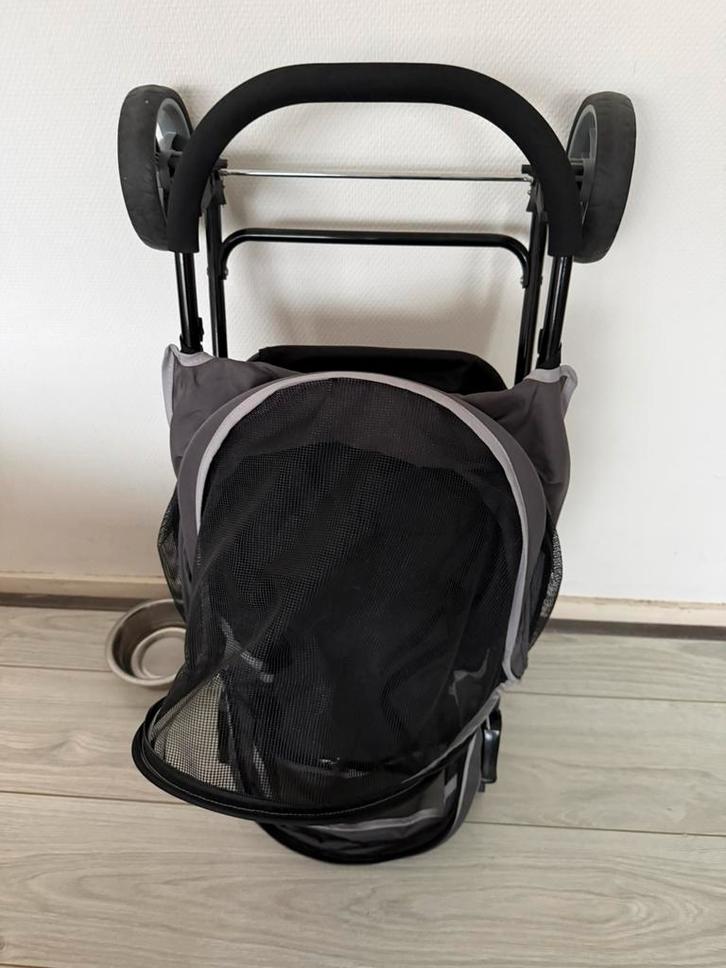 Hondenwagen voor kleine hondjes., Dieren en Toebehoren, Honden-accessoires, Zo goed als nieuw, Ophalen