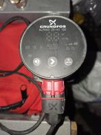 Grundfos ALPHA2 25-40 130 Circulatiepomp, Doe-het-zelf en Verbouw, Minder dan 30 cm, Overige typen, Minder dan 60 cm, Ophalen of Verzenden