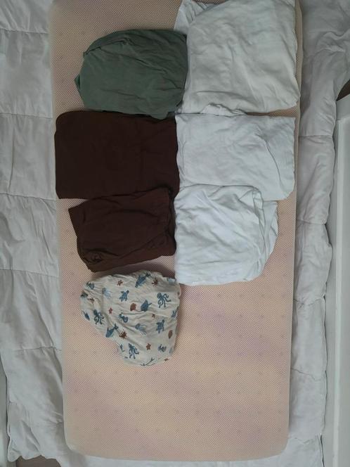 Matras en hoeslakens en dekentje, Kinderen en Baby's, Kinderkamer | Bedden, Zo goed als nieuw, Minder dan 140 cm, Minder dan 70 cm