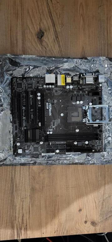ASRock B85M (defect) beschikbaar voor biedingen