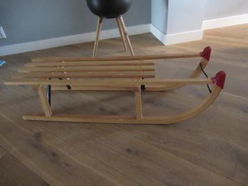 Zo goed als nieuwe Houten Slee Slede 100 cm. beschikbaar voor biedingen
