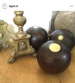 SET OUDE BOWLS BALLEN