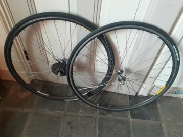 Campagnolo c record century finish wielset beschikbaar voor biedingen