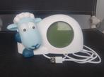 Zazu Slaaptrainer Sam het Schaap | Wit/Blauw met USB kabel, Kinderen en Baby's, Ophalen of Verzenden, Nieuw, Klok