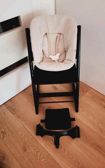 Stokke Tripp Trapp kinderstoel zwart complete set als nieuw  beschikbaar voor biedingen