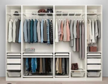 Ikea Pax kast in elkaar zetten ook bureaus tafels bedden beschikbaar voor biedingen