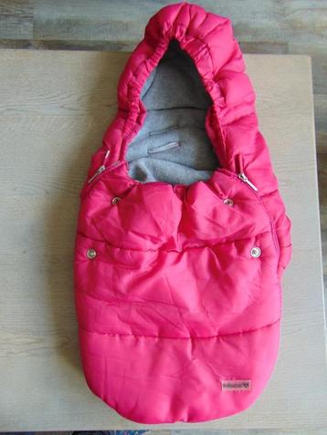 Prenatal winterzak / voetenzak roze autostoeltje (tot 11 kg) beschikbaar voor biedingen