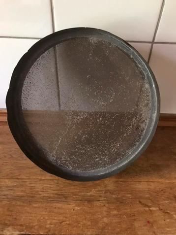 Oude geel koperen zeef beschikbaar voor biedingen