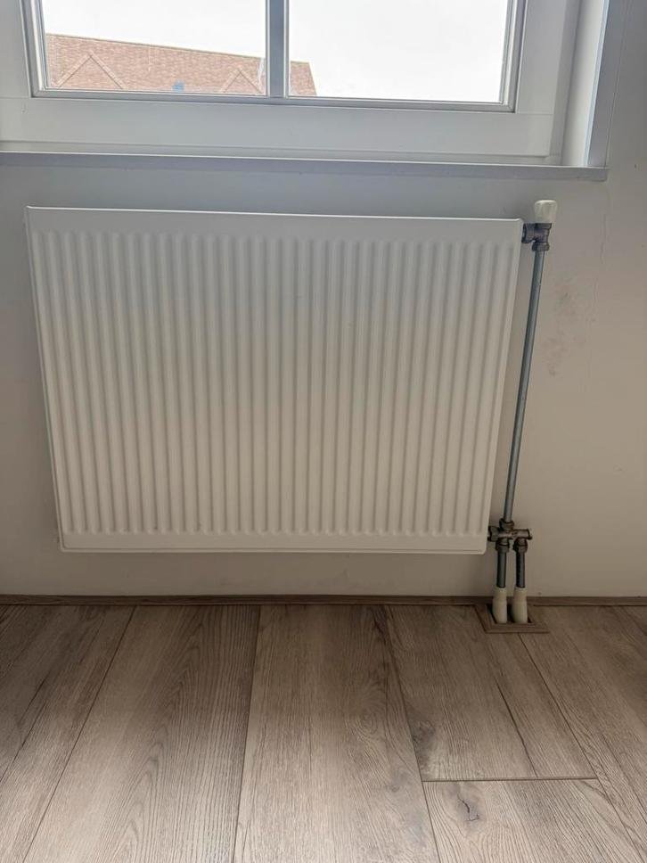 Radiator 80cm, Doe-het-zelf en Verbouw, Verwarming en Radiatoren, Gebruikt, Radiator, 200 tot 500 watt, 30 tot 80 cm, 60 tot 150 cm