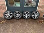 Volvo 18” Inscription velgen + winterbanden V60/S60 2018, Auto-onderdelen, Banden en Velgen, 18 inch, Velg(en), 225 mm, Winterbanden